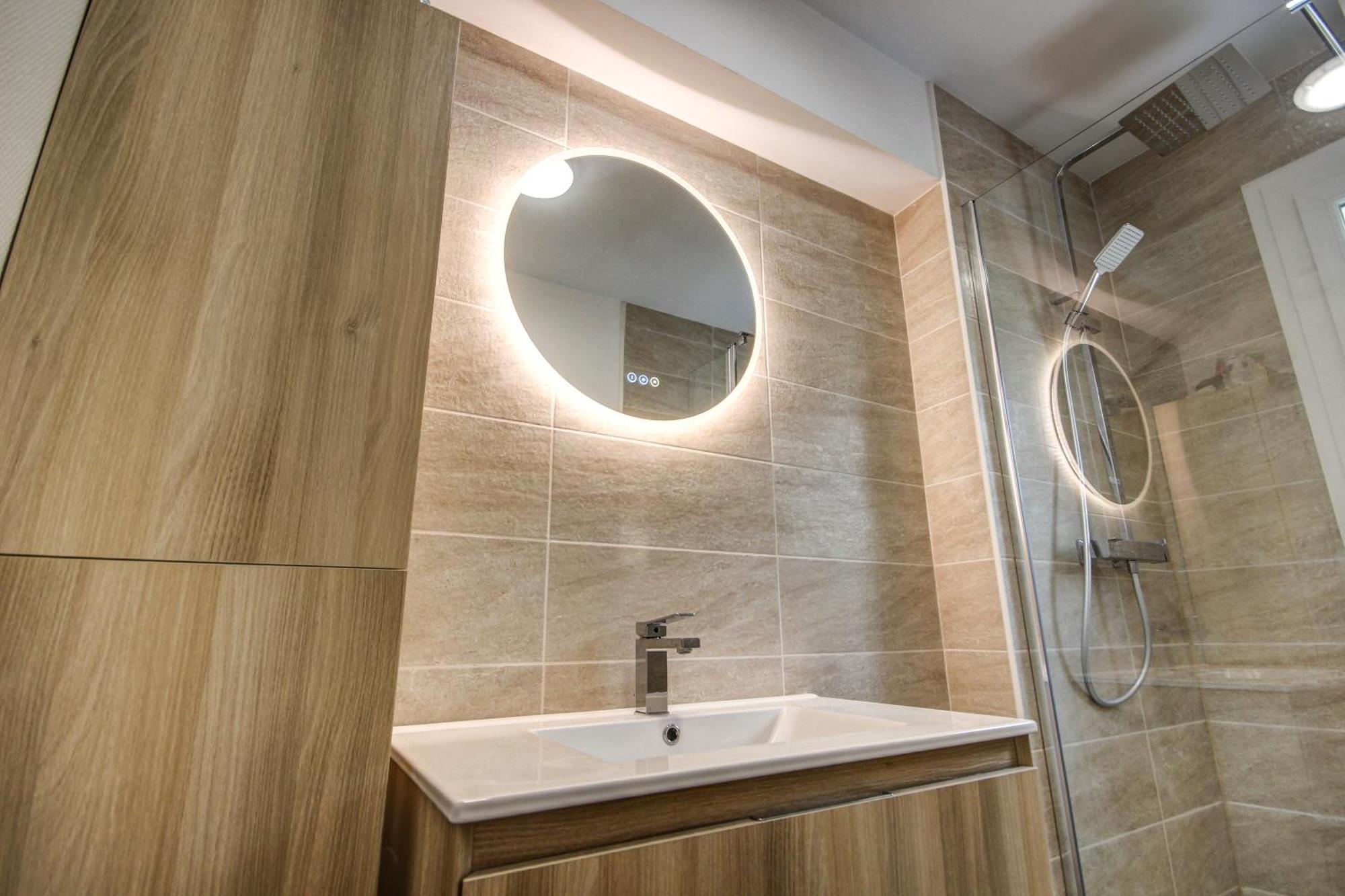 Suite T5 Rennes Gare - Parking Prive Gratuit Kültér fotó